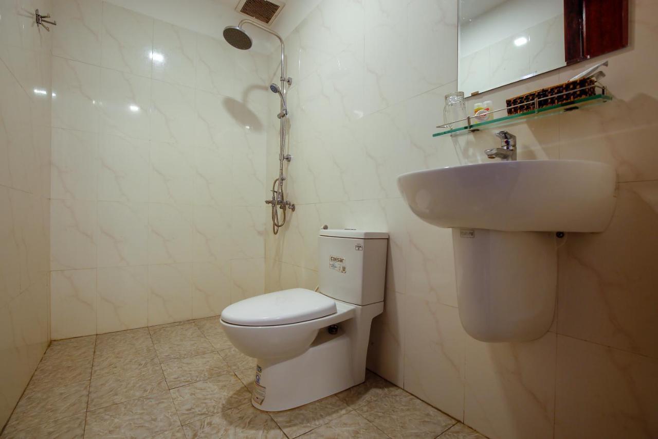 Oyo 491 Truong Sa Hotel Đà Nẵng Extérieur photo